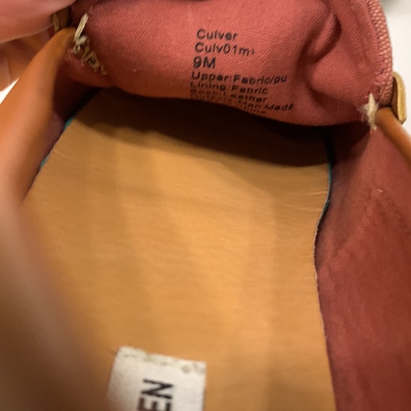 Steve Madden pink loafers - Picture 6 of 8